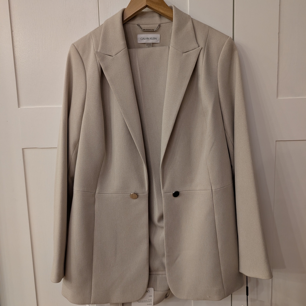 Calvin Klein Women's Cream Blazer